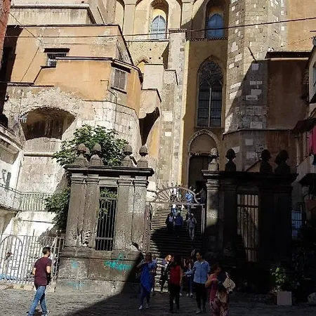 Il Miracolo Casa * نابولي